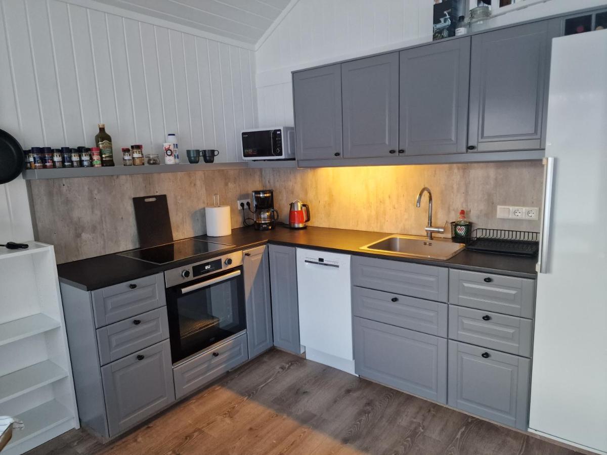 Cottage - Two Bedrooms Бльондюоус Екстер'єр фото