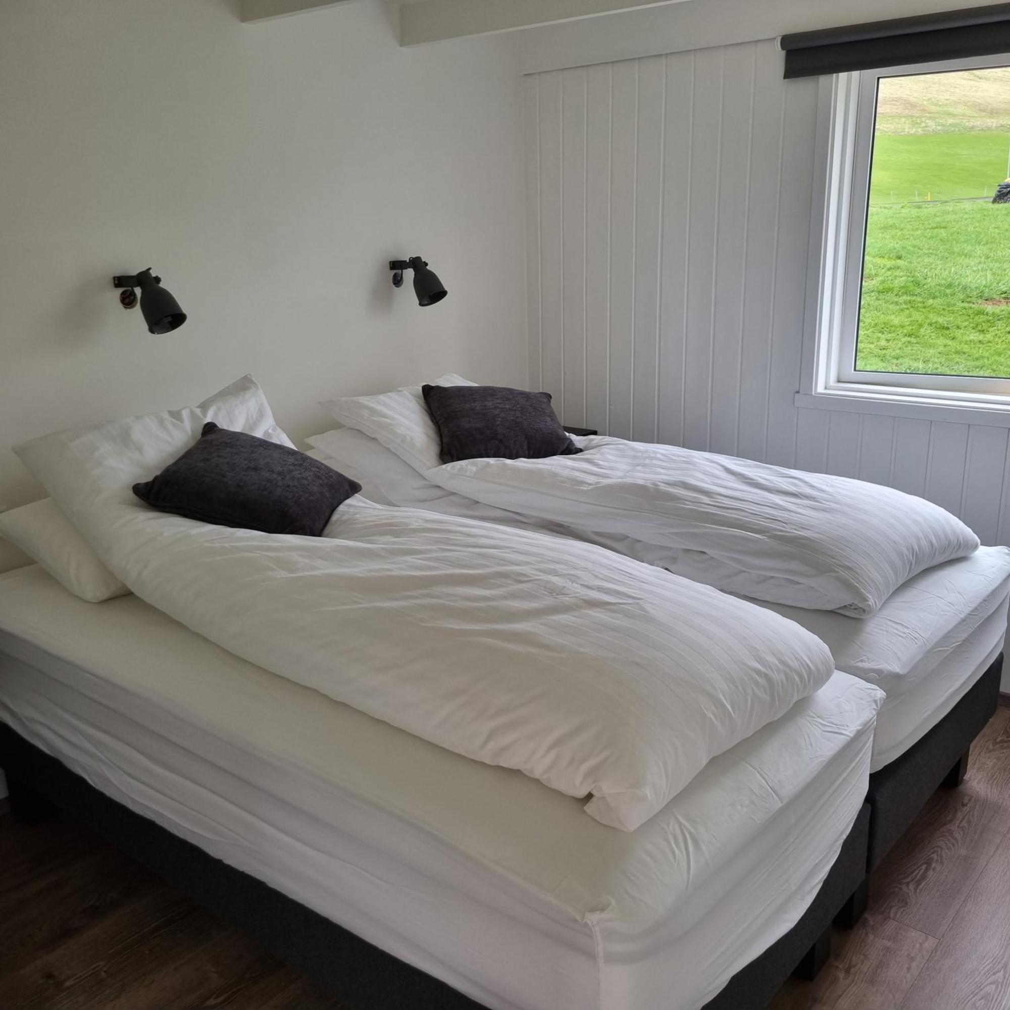 Cottage - Two Bedrooms Бльондюоус Номер фото